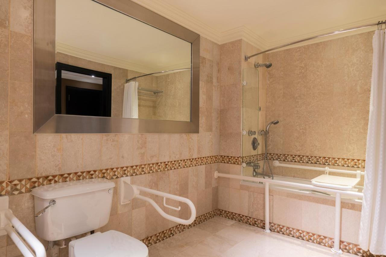 Le Meridien Džidda Exteriér fotografie Bathroom