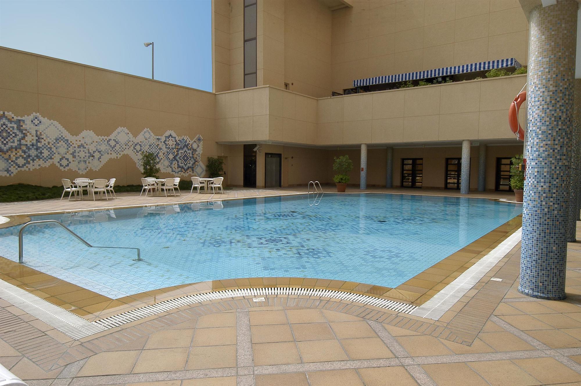 Le Meridien Džidda Zařízení fotografie Swimming pool