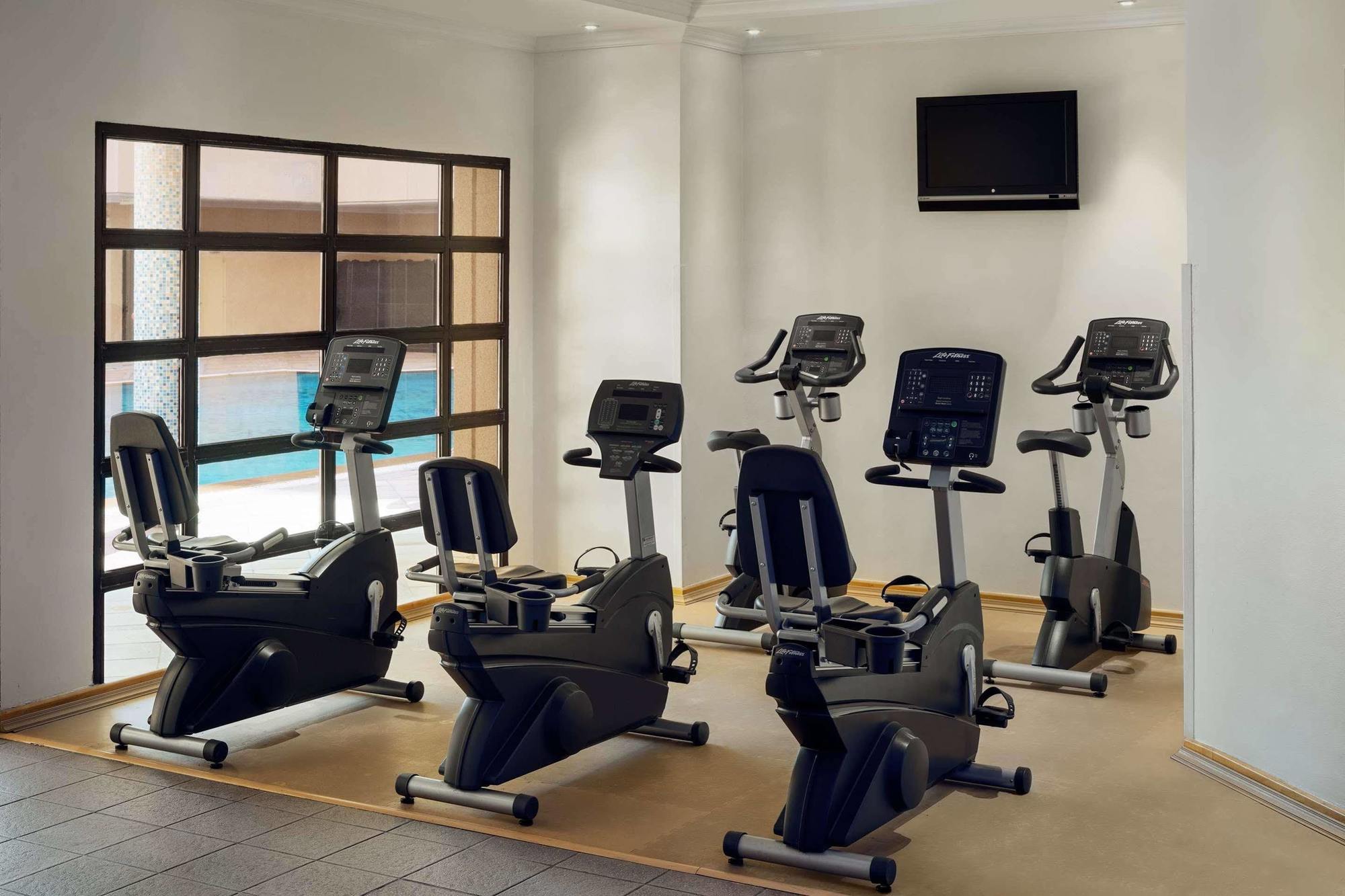 Le Meridien Džidda Exteriér fotografie Recumbent bikes