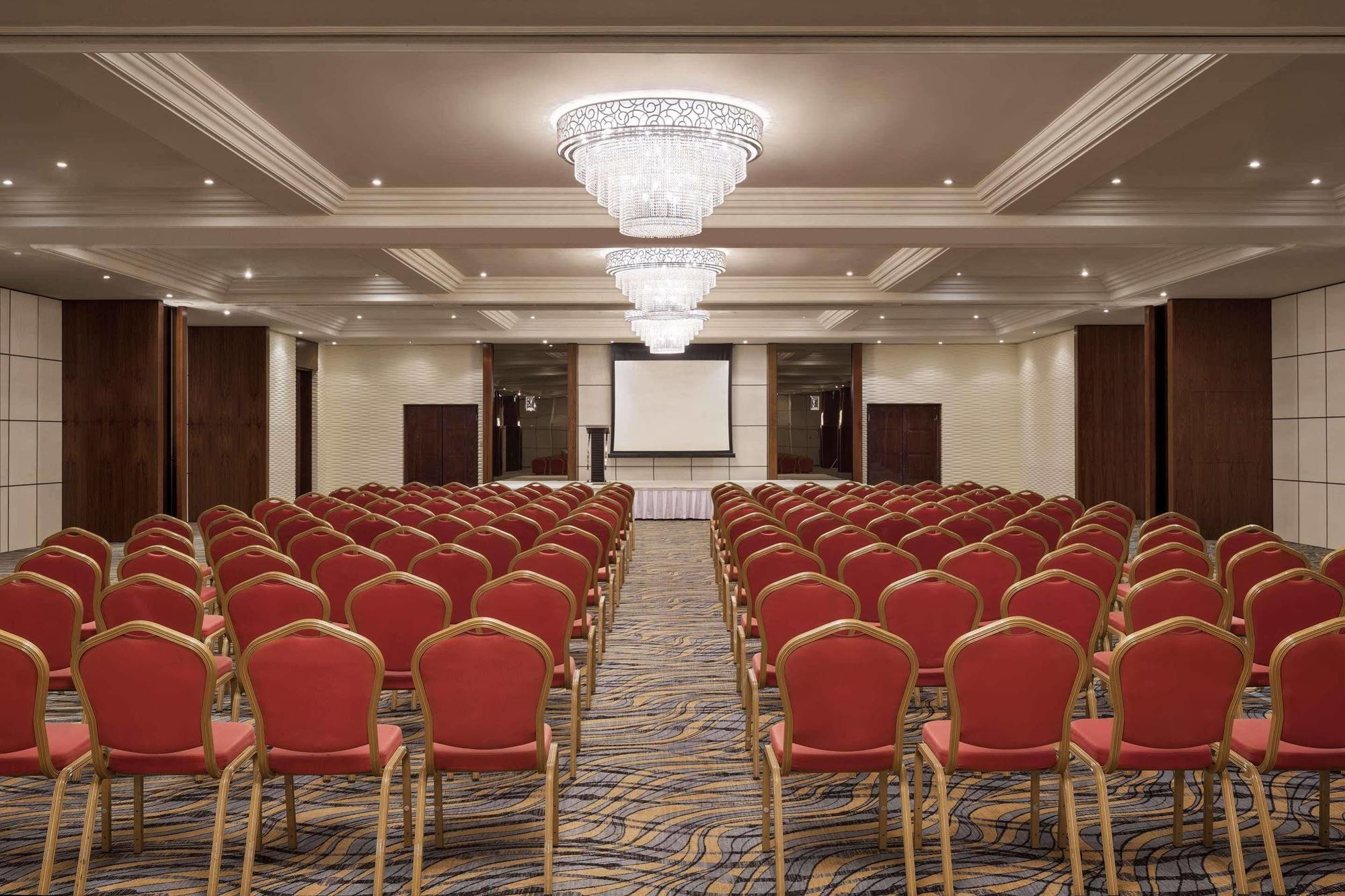 Le Meridien Džidda Exteriér fotografie The ballroom
